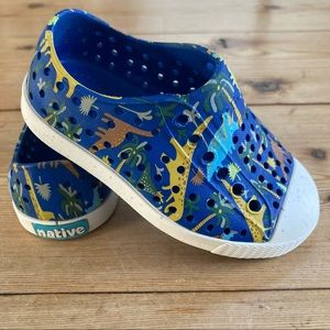 Native Jefferson Dinosaur Print Toddler Shoes